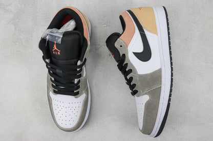 Air Jordan 1 Low Flight Club