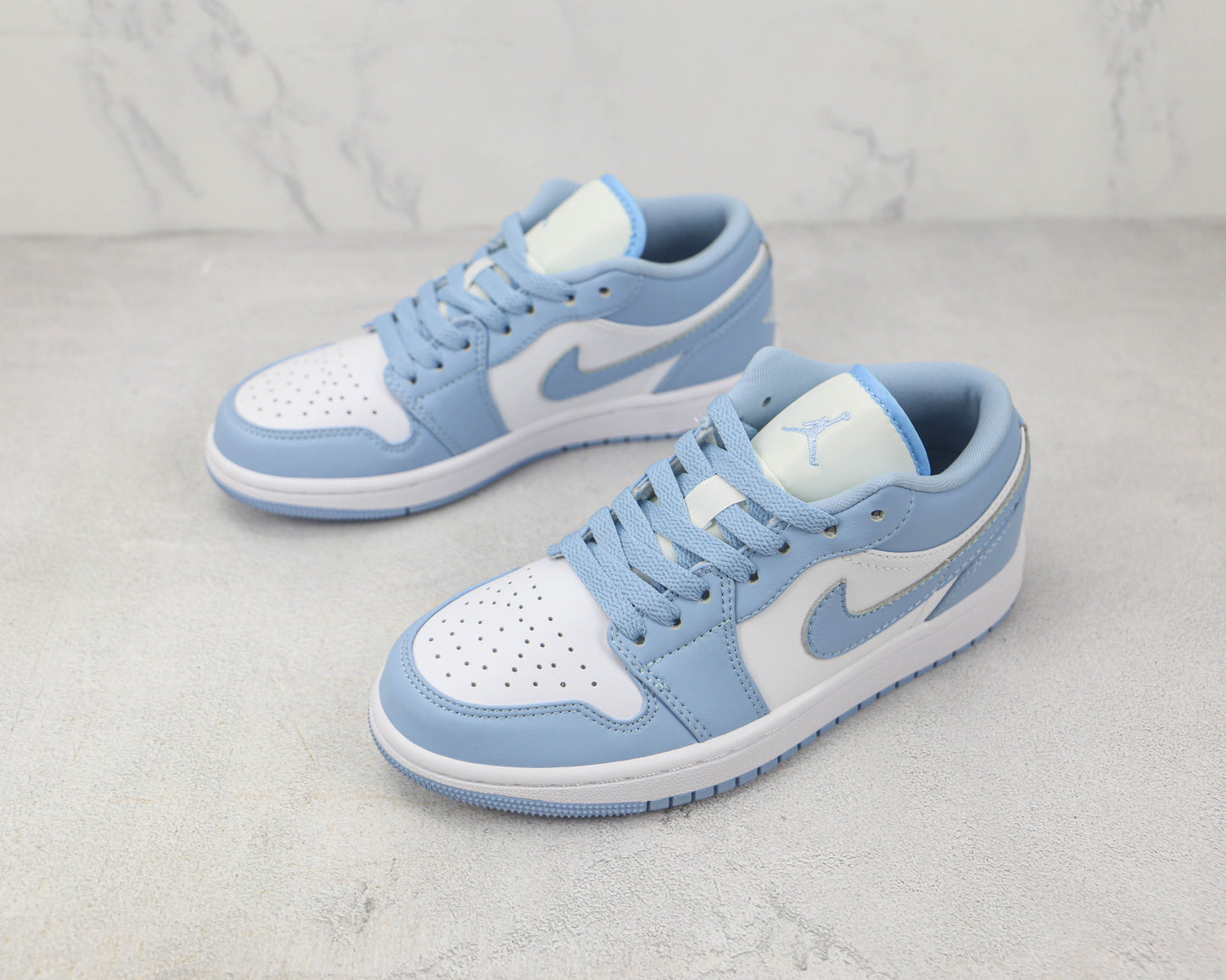 Air Jordan 1 Low Ice Blue