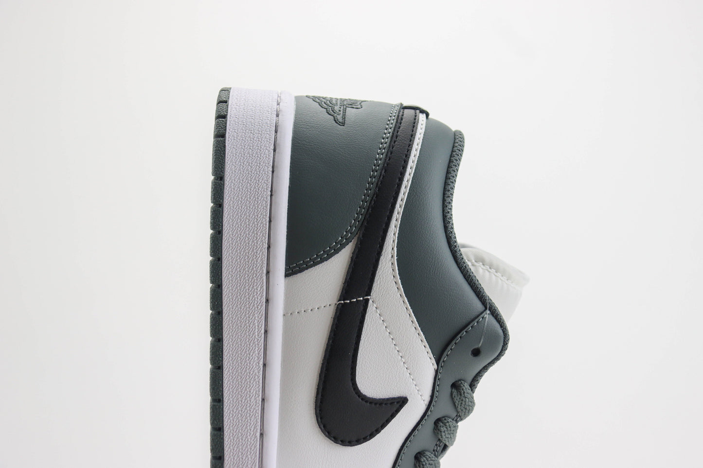 Air Jordan 1 Low Iron Grey