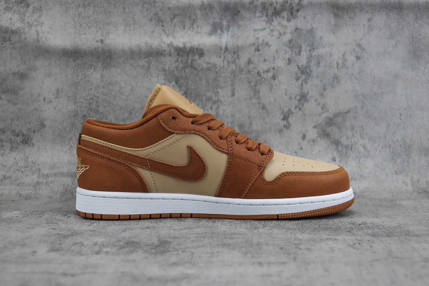 Air Jordan 1 Low Legend Coffee