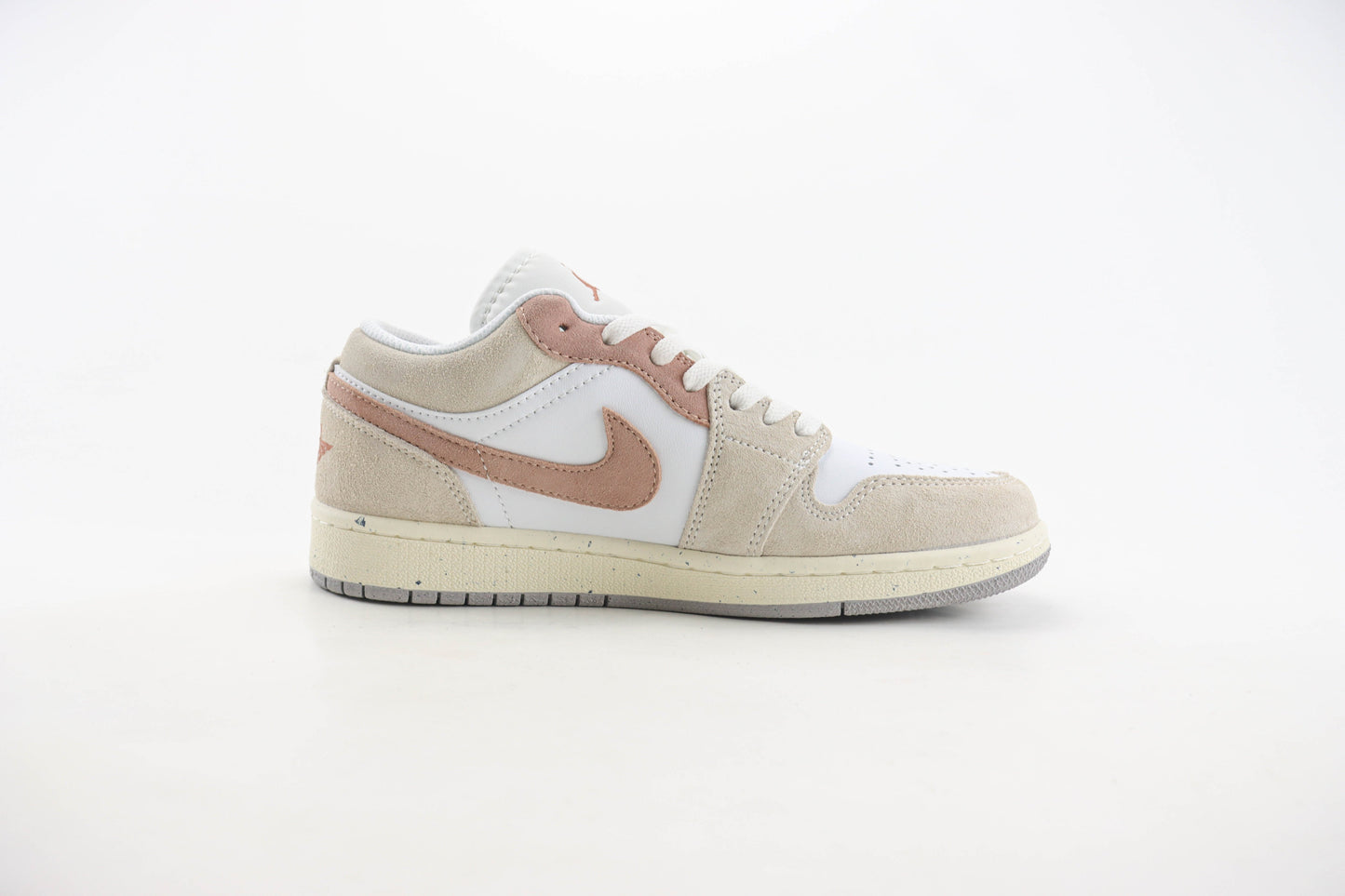 Air Jordan 1 Low Legend Light Brown
