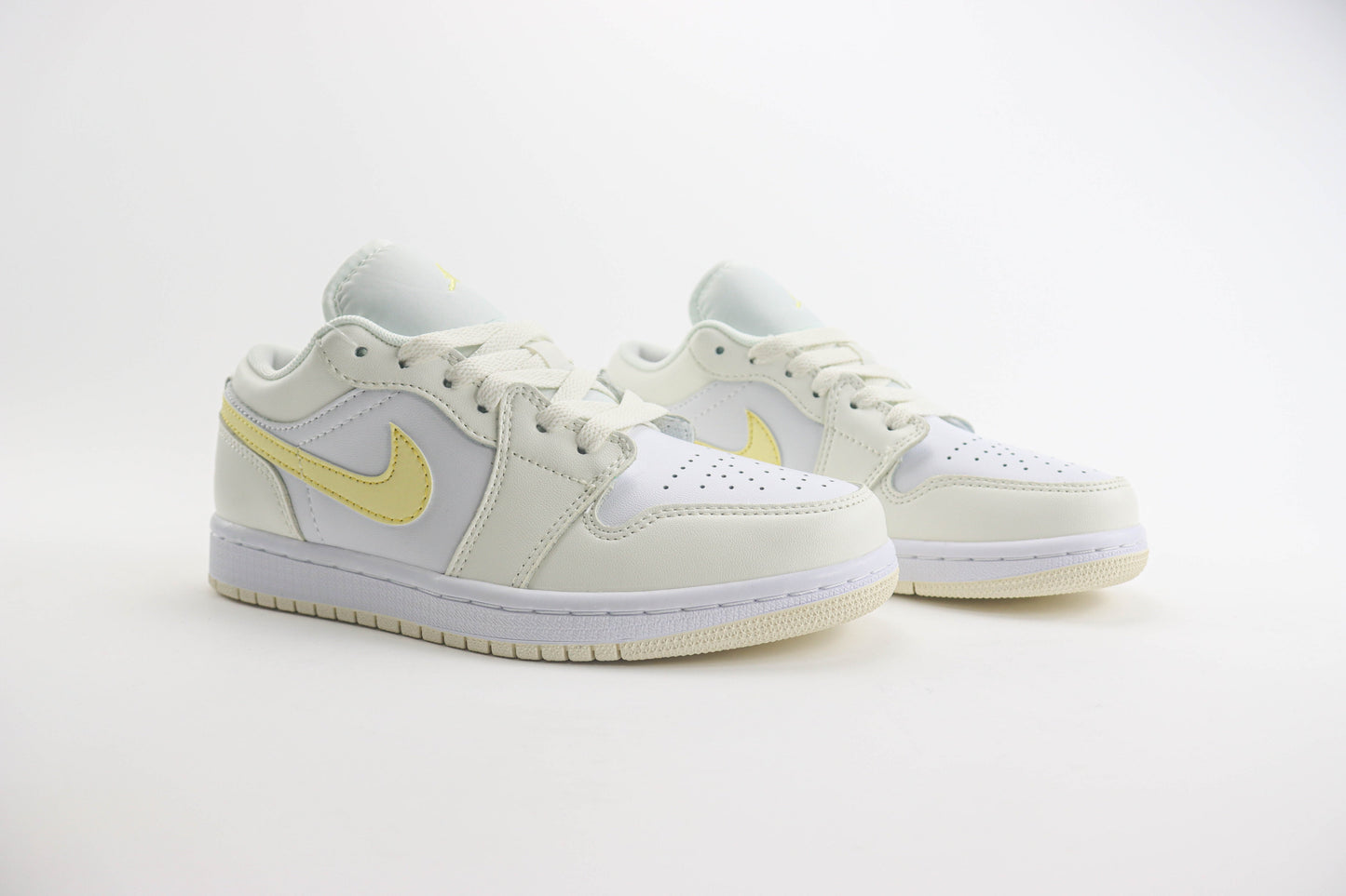 Air Jordan 1 Low Light Laser Orange