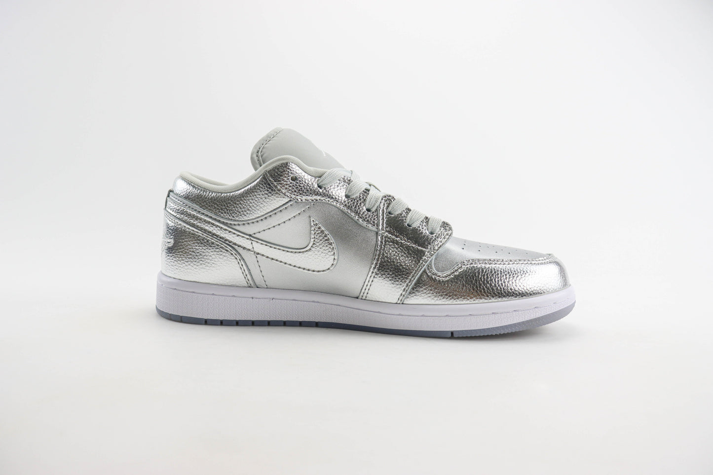 Air Jordan 1 Low Metallic Silver