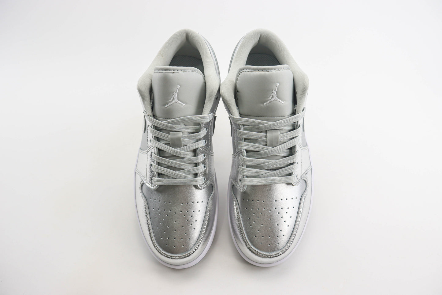 Air Jordan 1 Low Metallic Silver