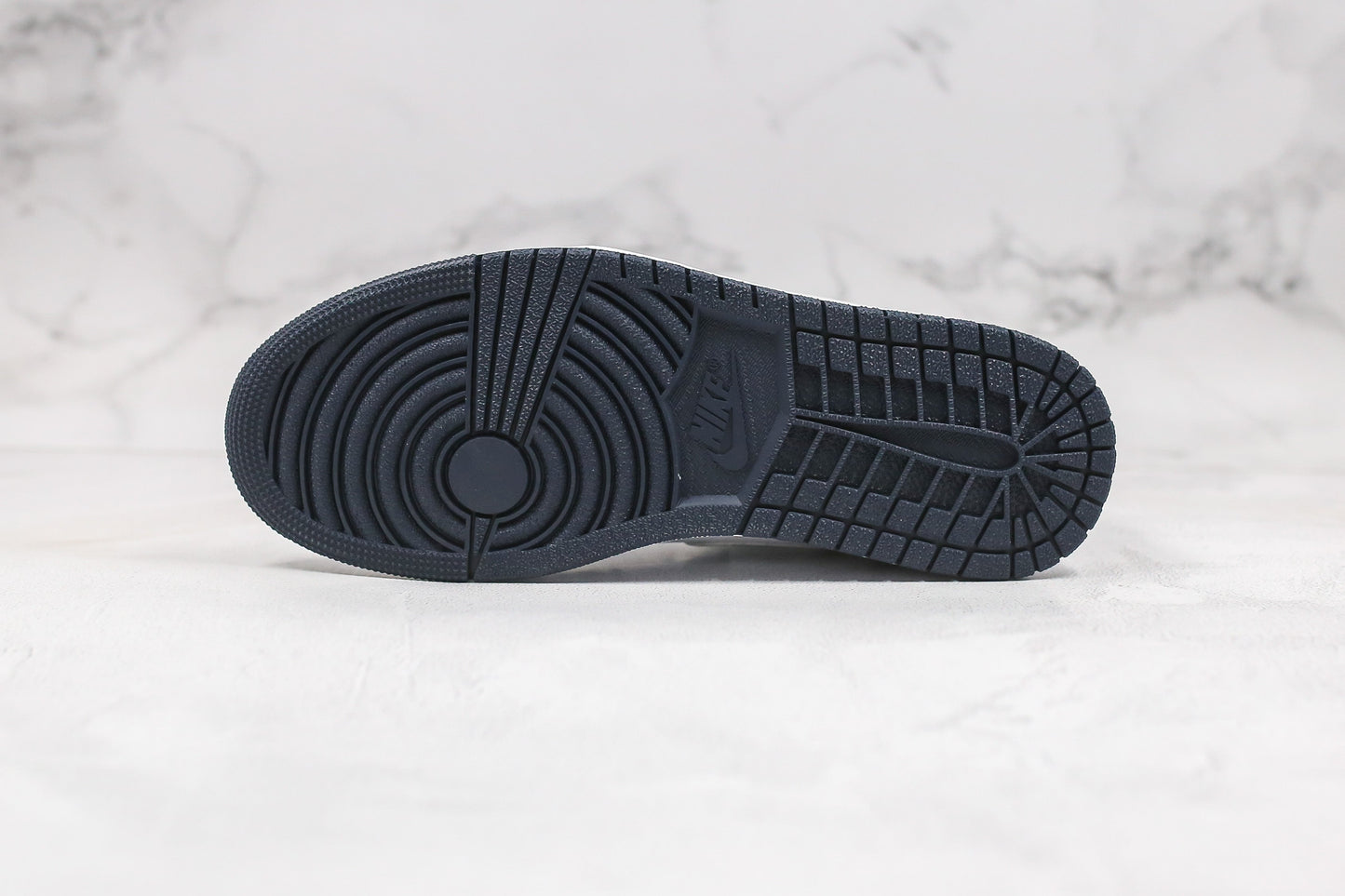 Air Jordan 1 Low Midnight Navy Ember Glow