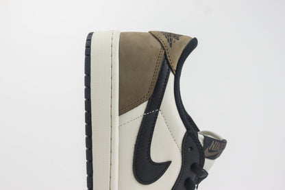 Air Jordan 1 Low Mocha
