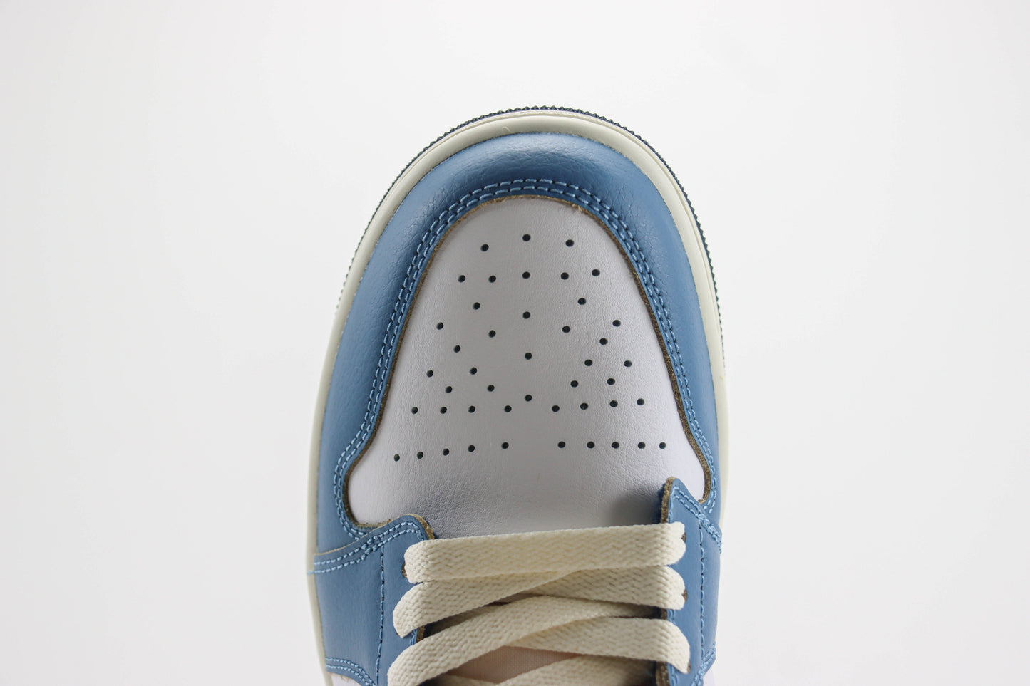 Air Jordan 1 Low Motion