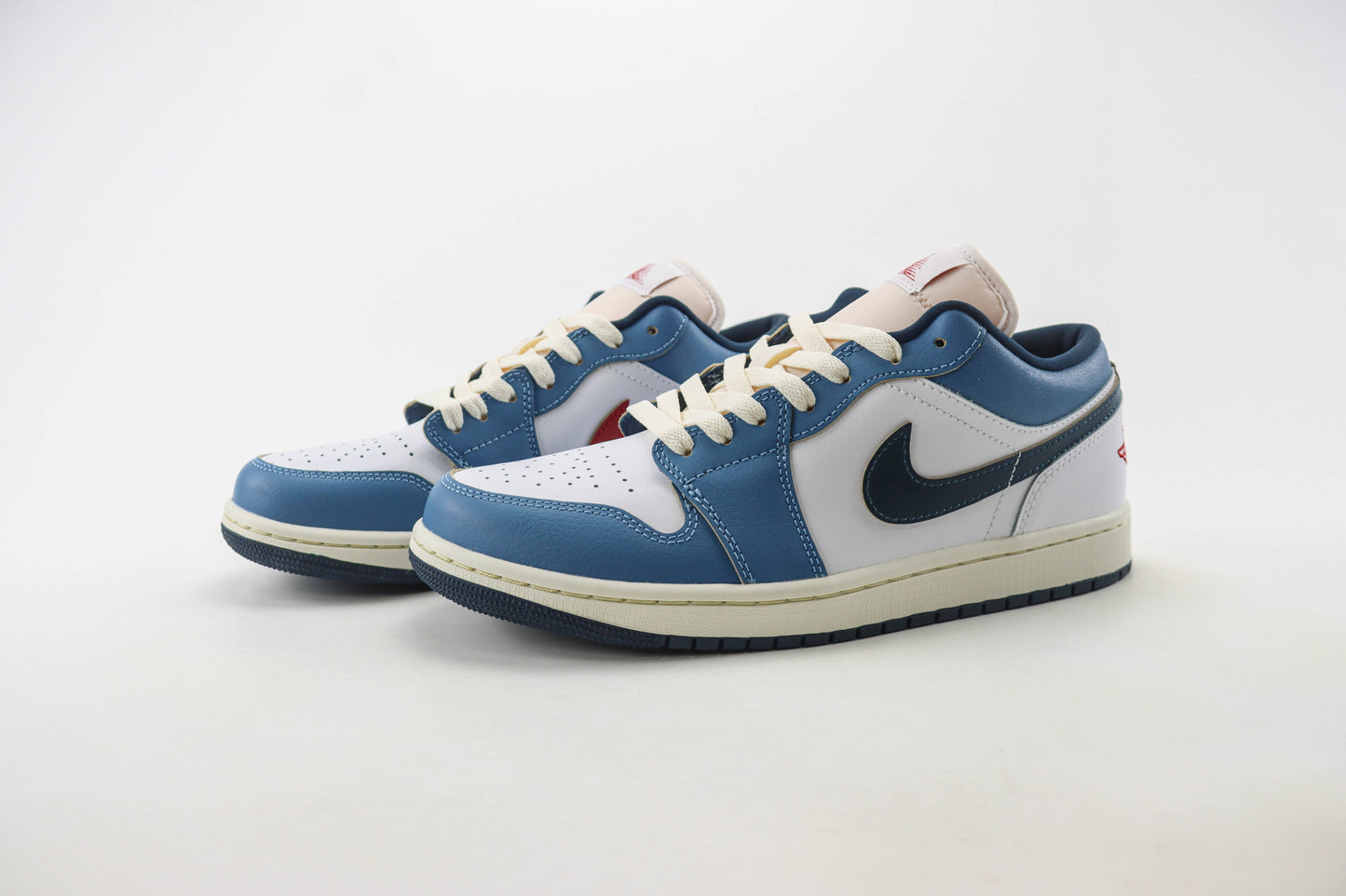 Air Jordan 1 Low Motion