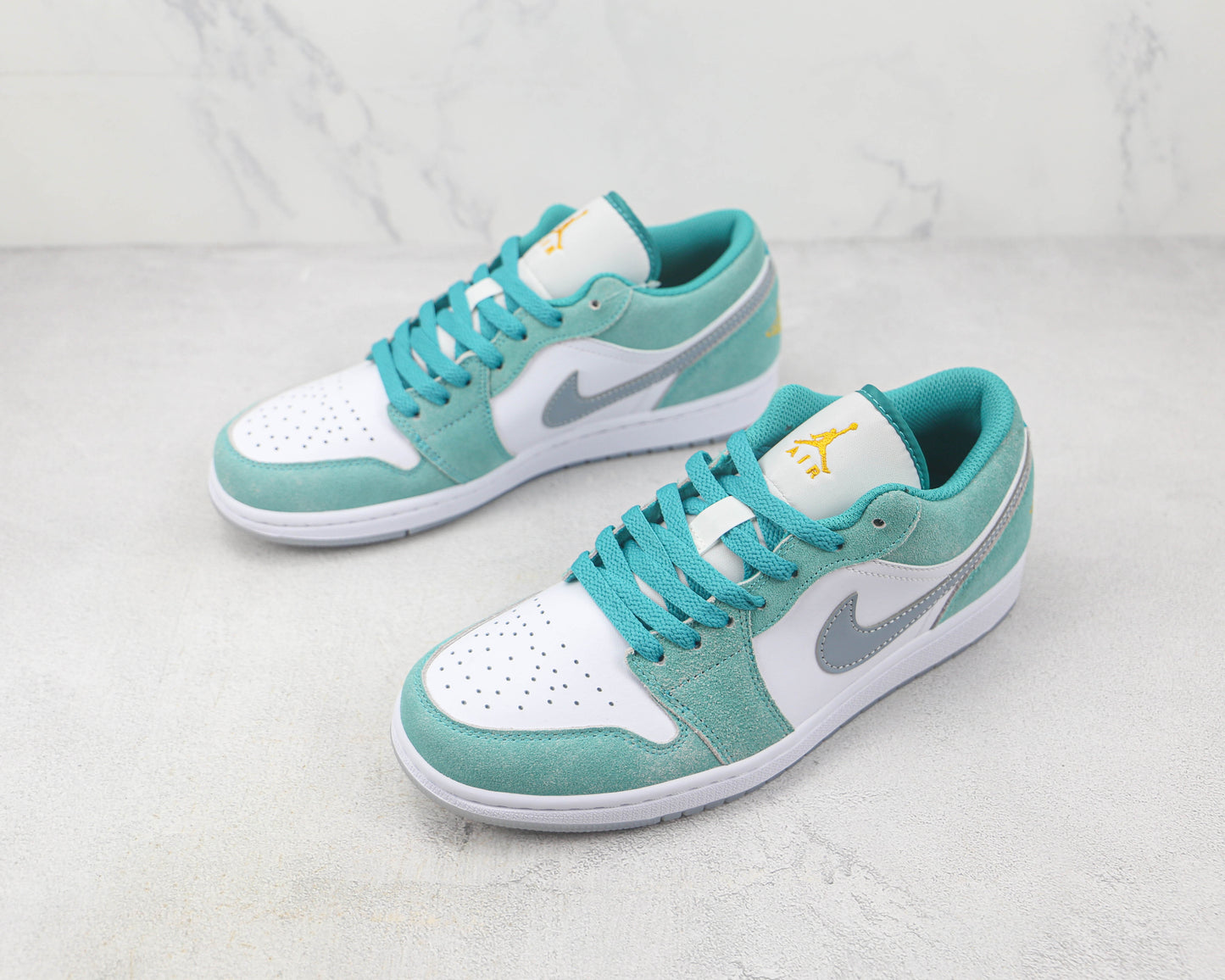 Air Jordan 1 Low New Emerald/Taxi White