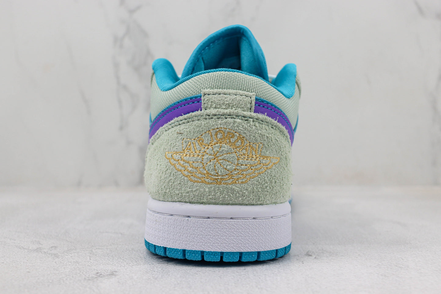 Air Jordan 1 Low Pistachio Frost