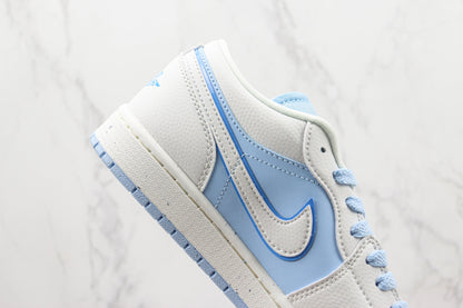 Air Jordan 1 Low Reverse Ice Blue