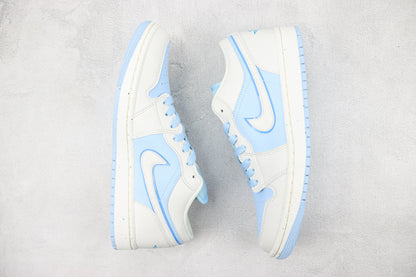 Air Jordan 1 Low Reverse Ice Blue
