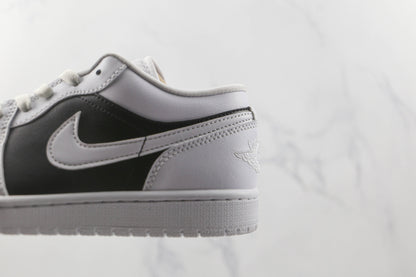 Air Jordan 1 Low Reverse Panda
