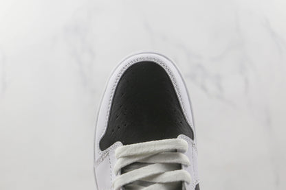 Air Jordan 1 Low Reverse Panda