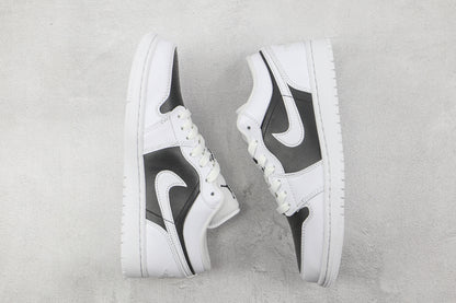 Air Jordan 1 Low Reverse Panda