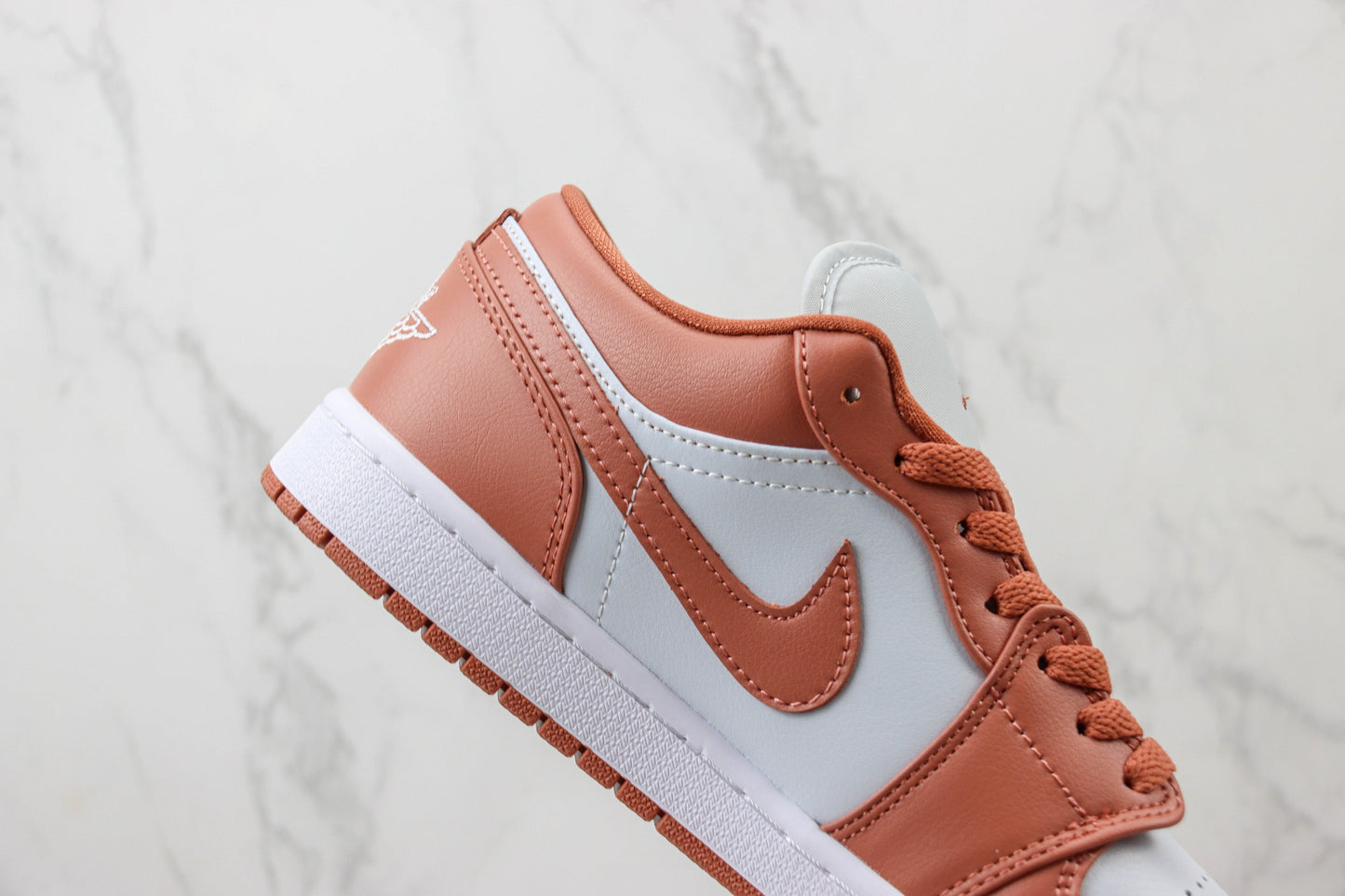 Air Jordan 1 Low Sky J Orange