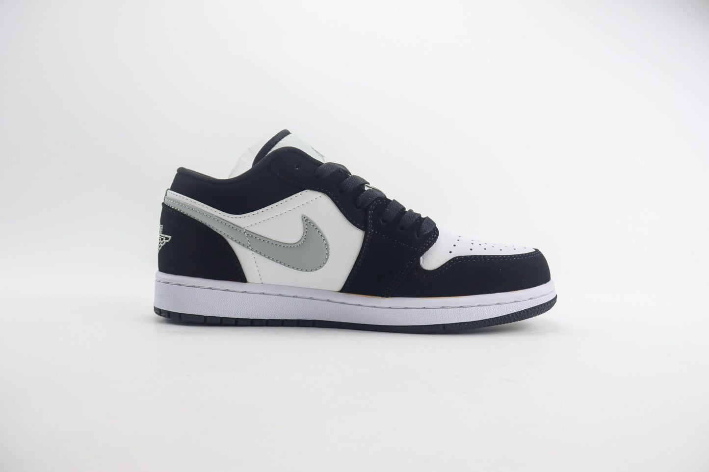 Air Jordan 1 Low Smoke Grey Toe