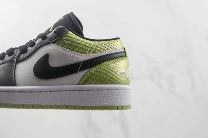 Air Jordan 1 Low Snakeskin Vivid Green