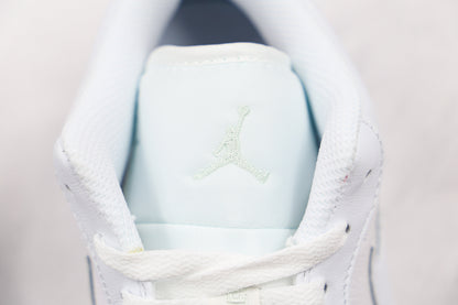 Air Jordan 1 Low Triple White