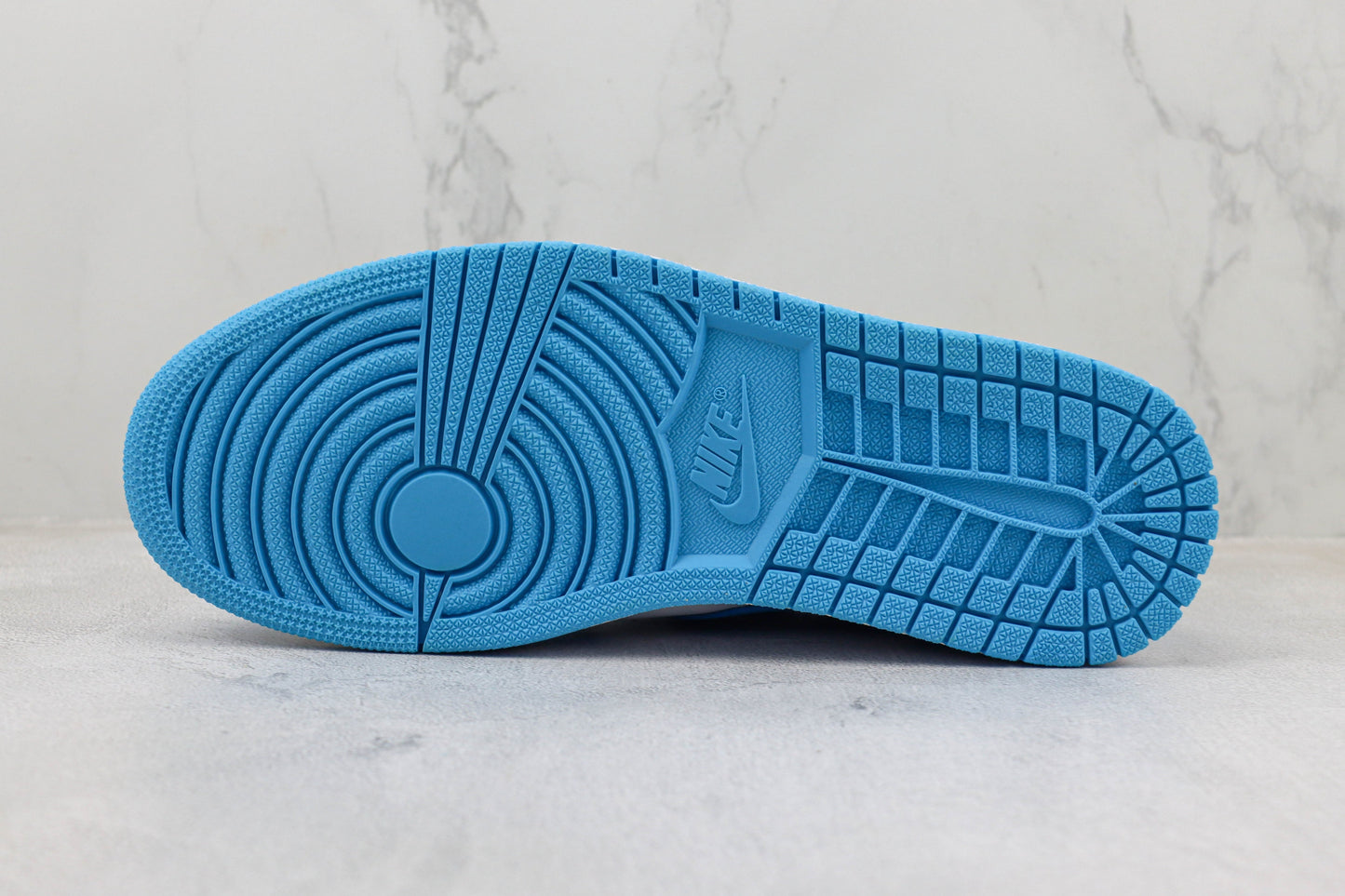 Air Jordan 1 Low UNC Blue