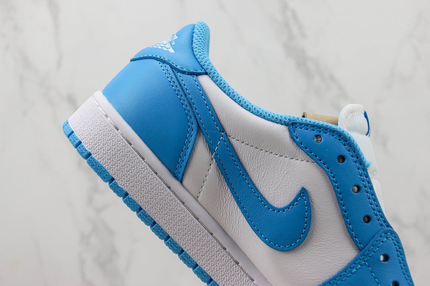 Air Jordan 1 Low UNC Blue