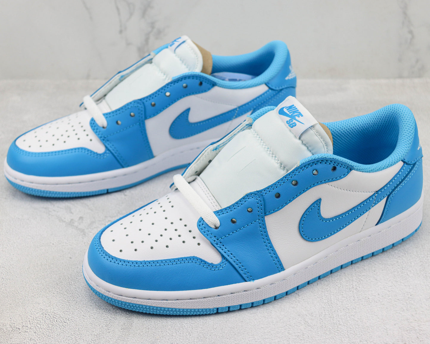 Air Jordan 1 Low UNC Blue