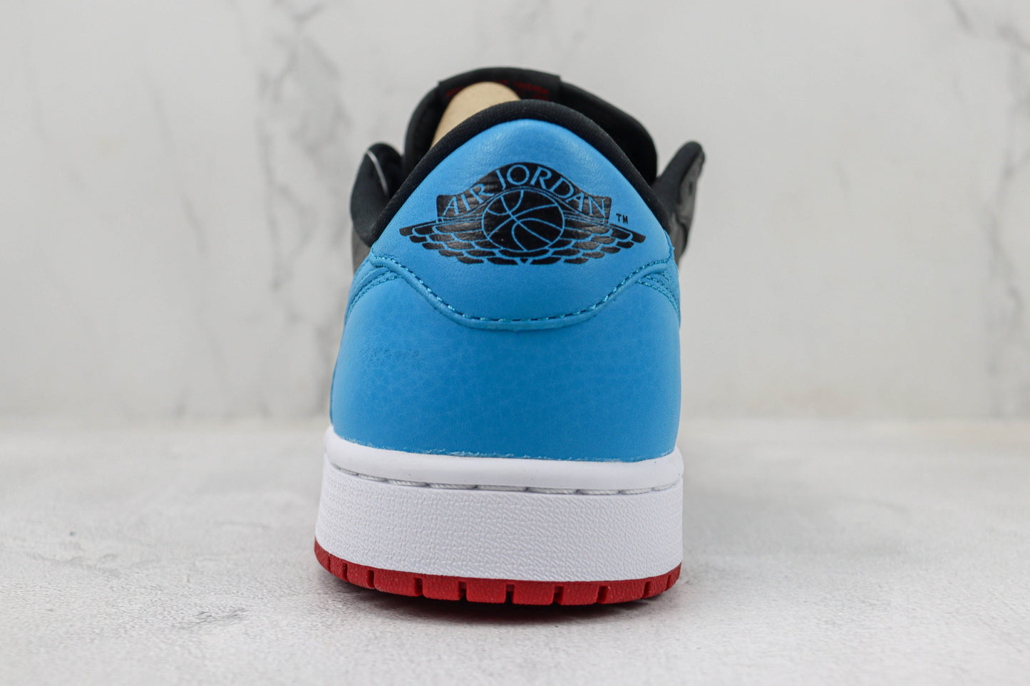 Air Jordan 1 Low UNC to Chicago