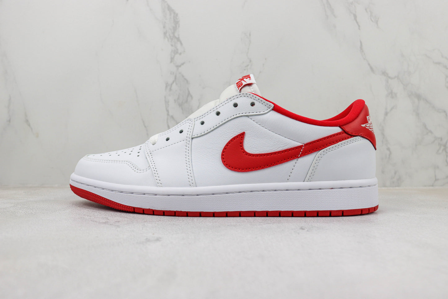 Air Jordan 1 Low University Red