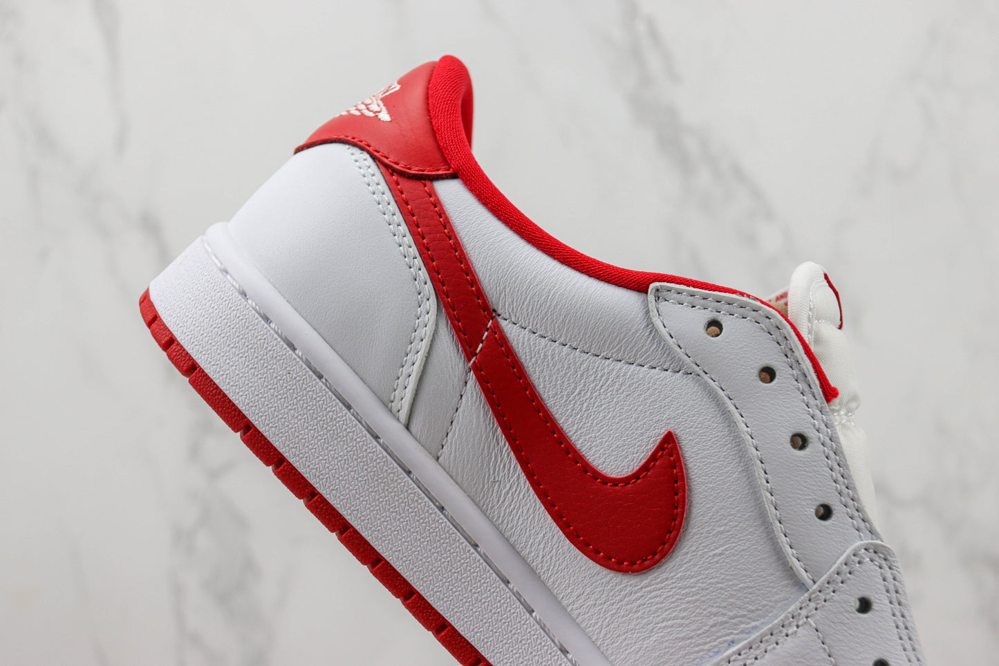 Air Jordan 1 Low University Red