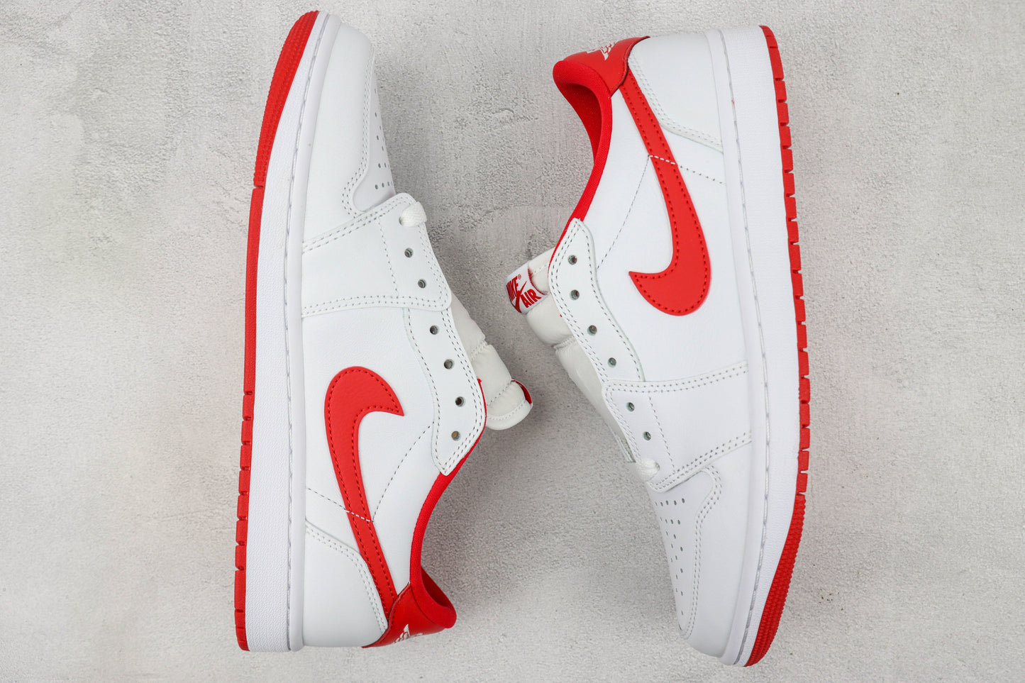 Air Jordan 1 Low University Red