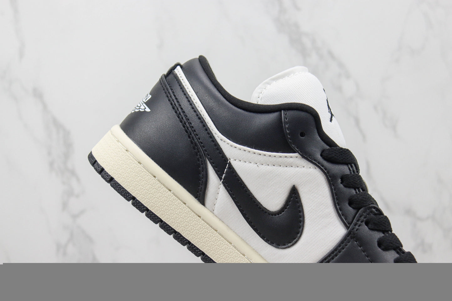Air Jordan 1 Low Vintage Panda