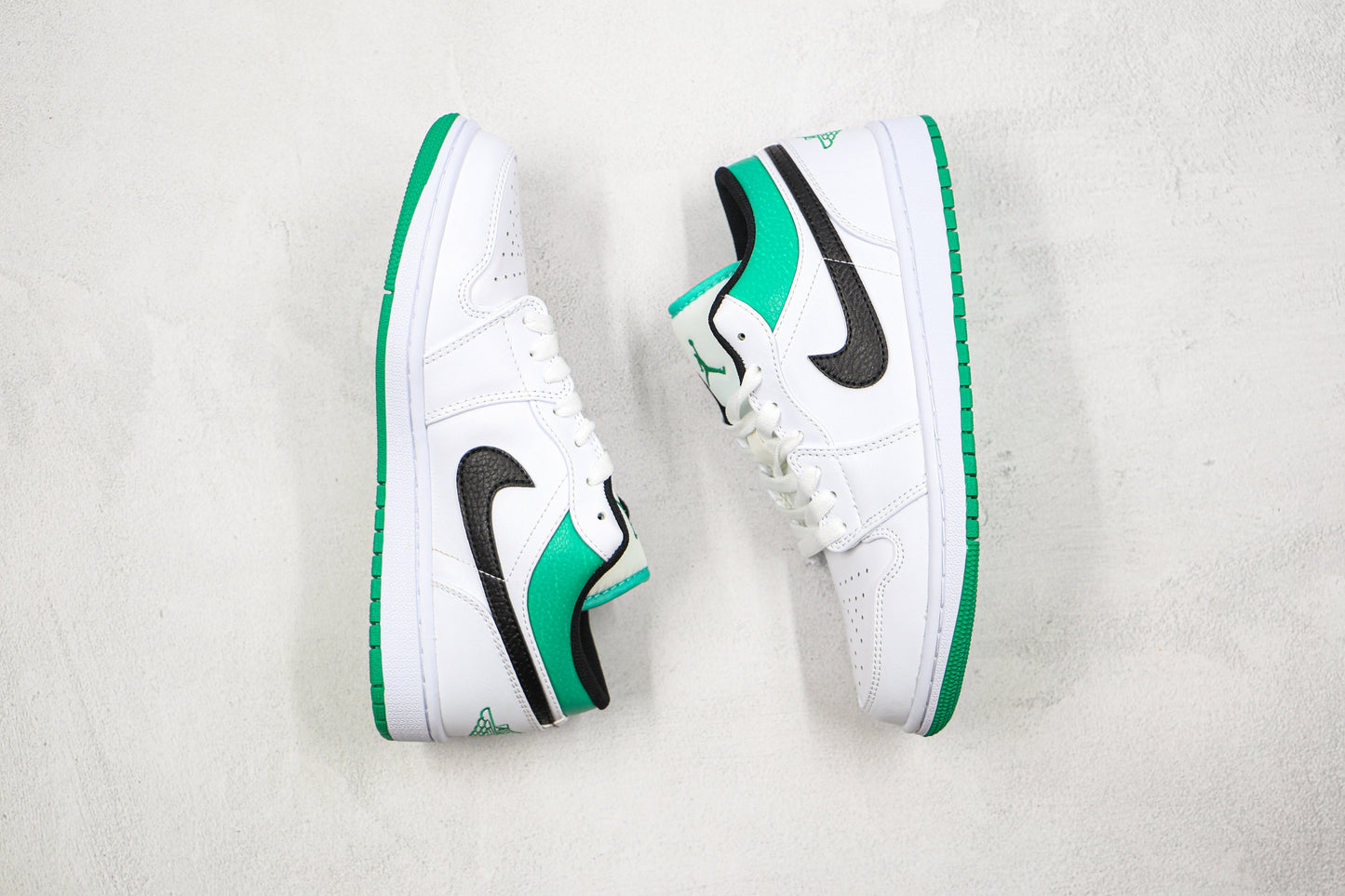 Air Jordan 1 Low White Lucky Green