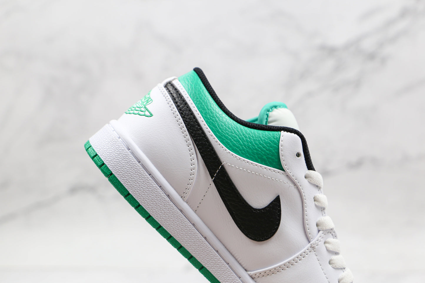 Air Jordan 1 Low White Lucky Green