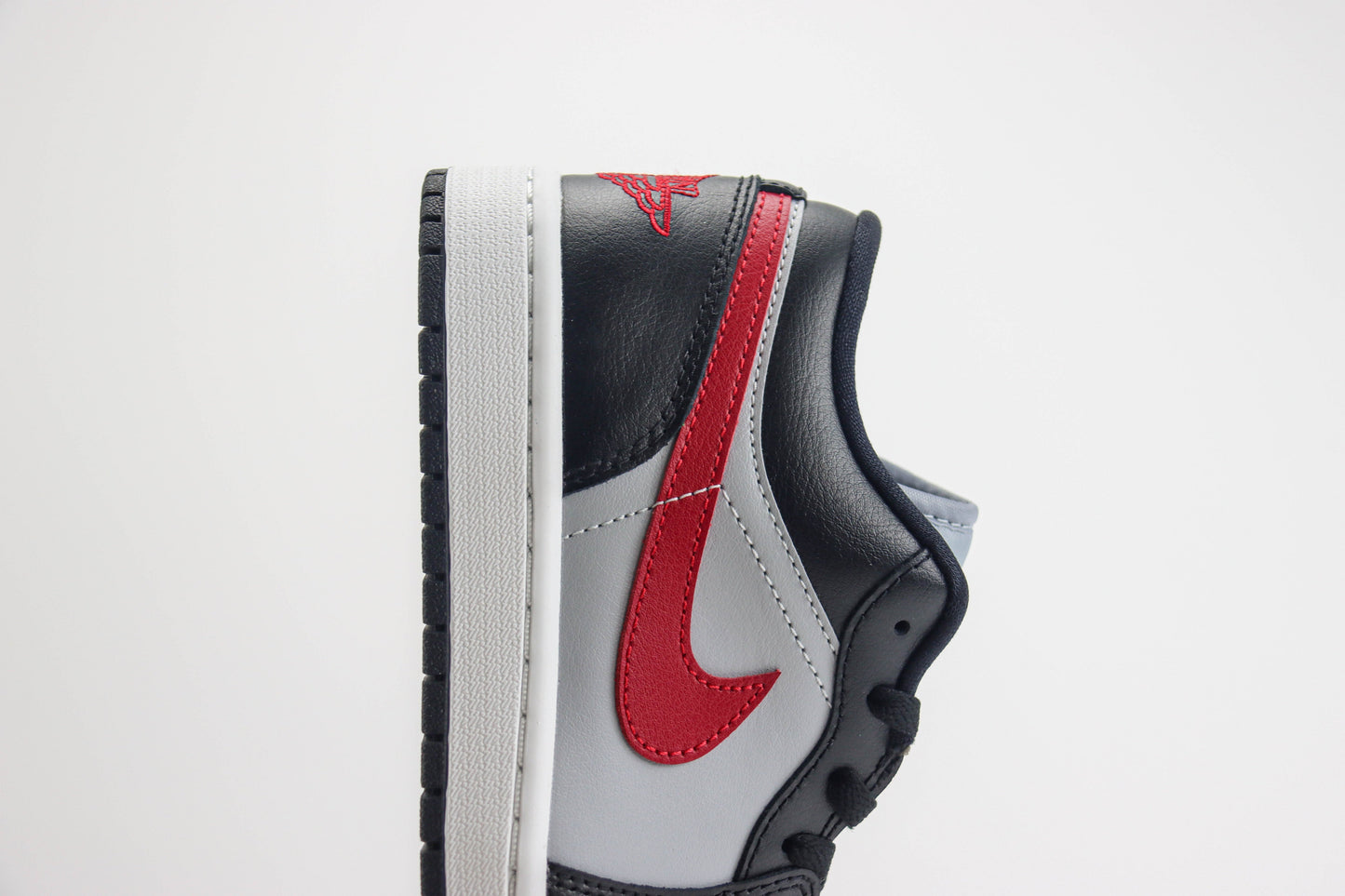 Air Jordan 1 Low Wolf Grey/Gym Red