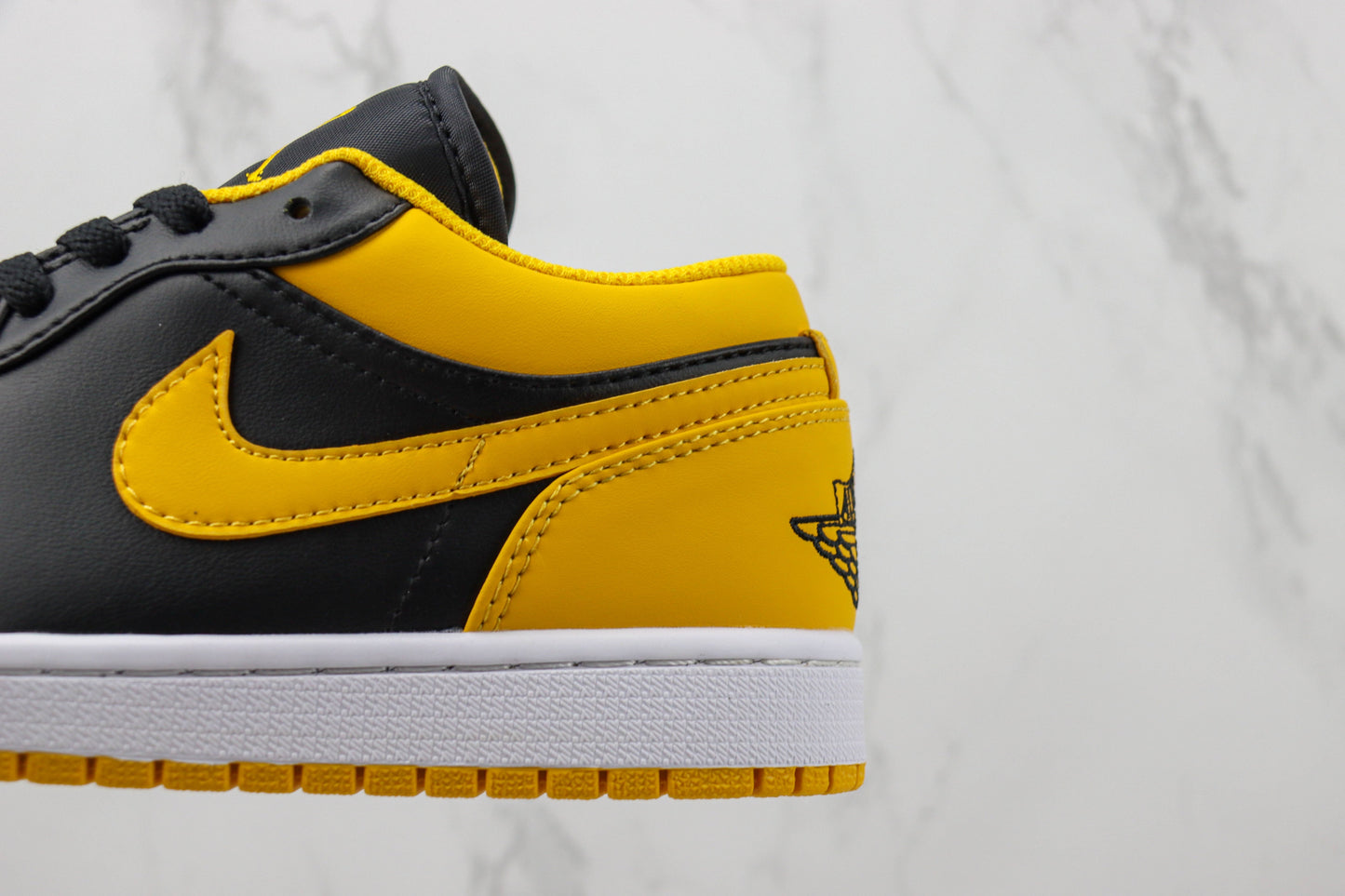 Air Jordan 1 Low Yellow Ochre