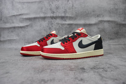 Air Jordan 1 Low x Trophy Room