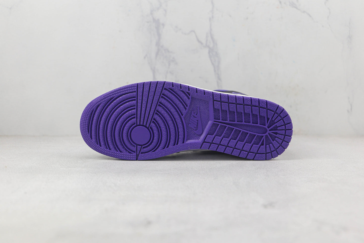Air Jordan 1 Mid Court Purple