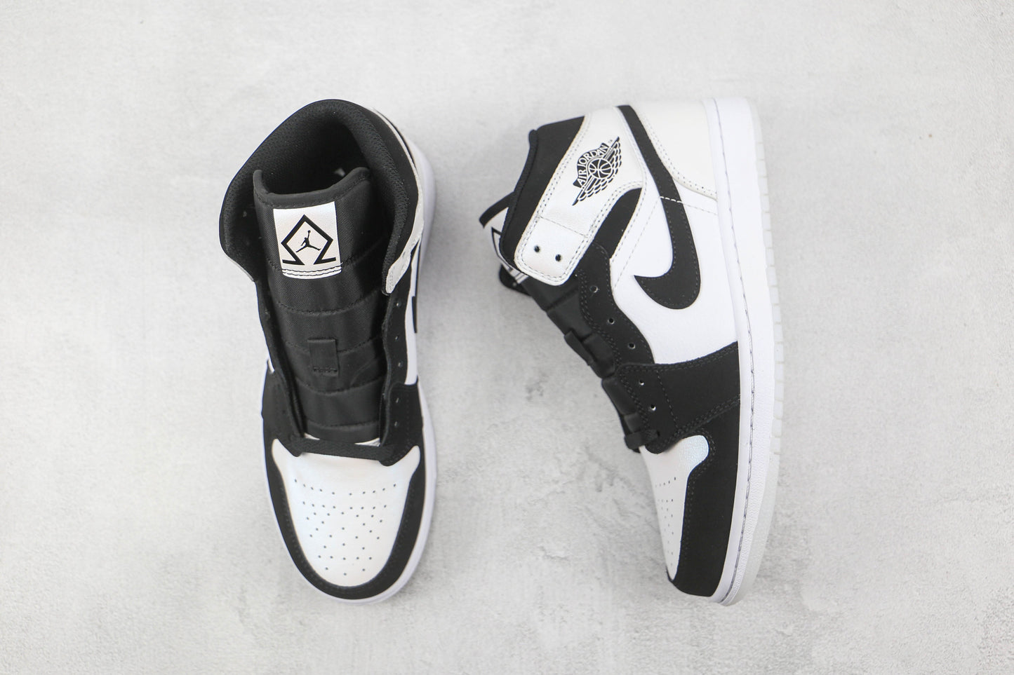 Air Jordan 1 Mid Diamond