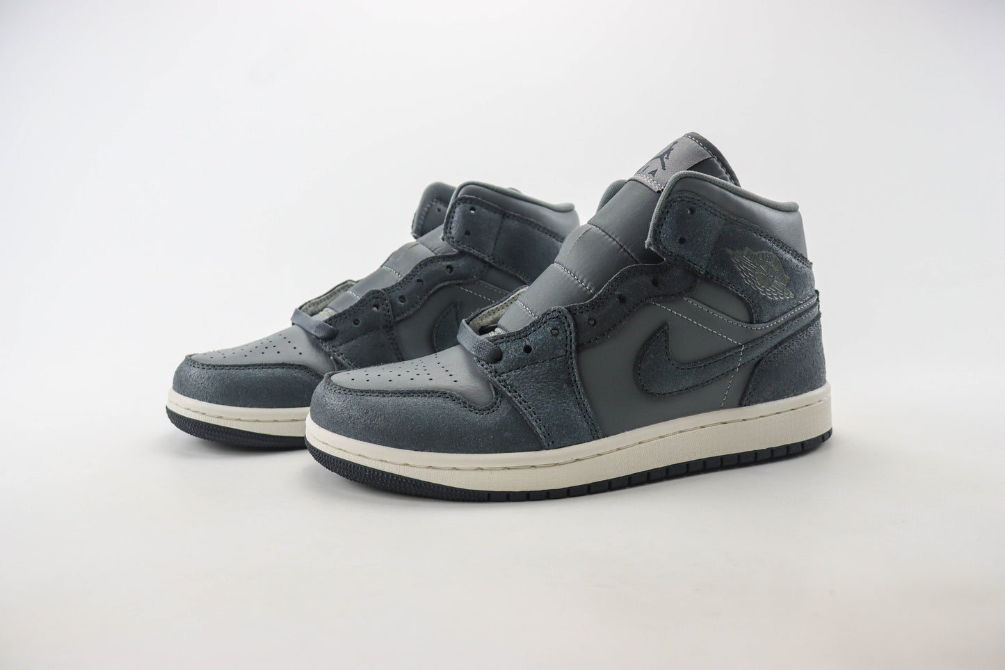 Air Jordan 1 Mid Distressed Smoke Grey