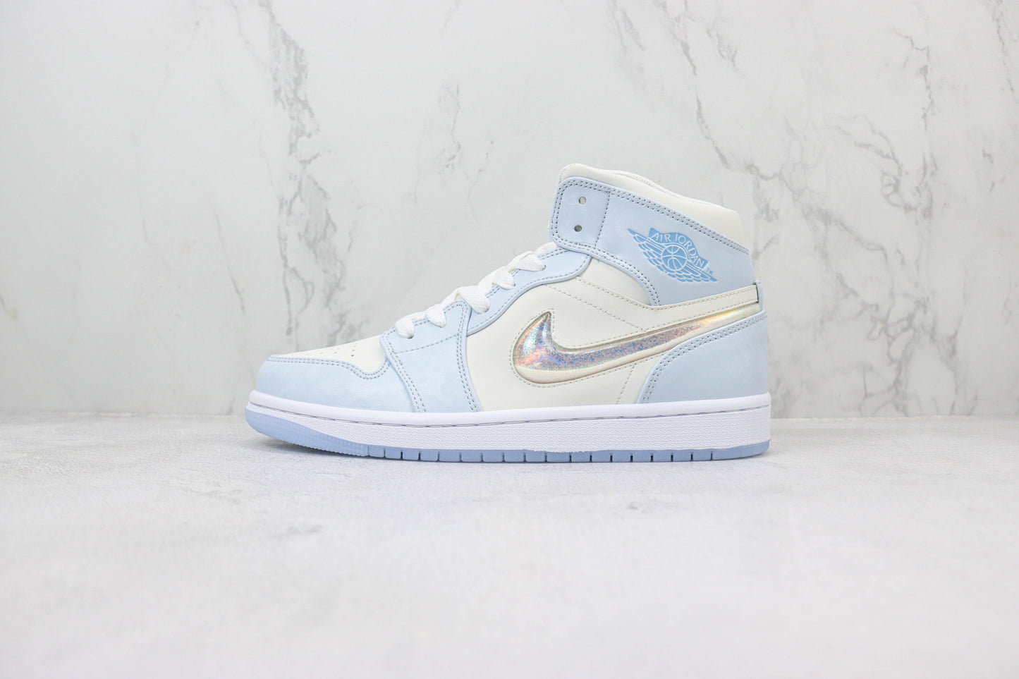 Air Jordan 1 Mid Glitter Swoosh
