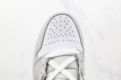 Air Jordan 1 Mid Light Smoke Grey