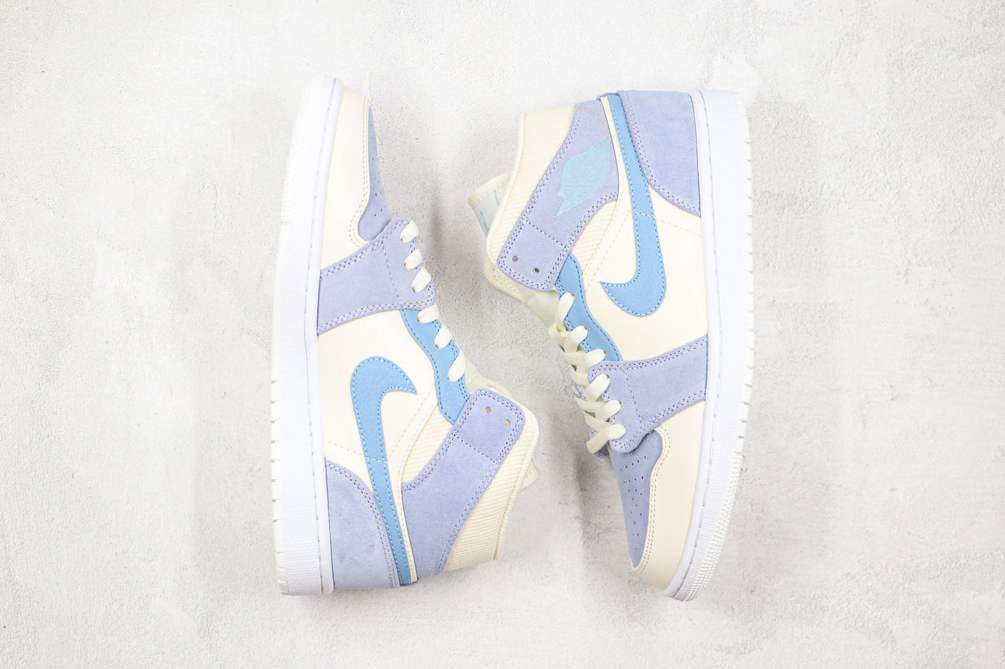 Air Jordan 1 Mid Mixed Textures Blue