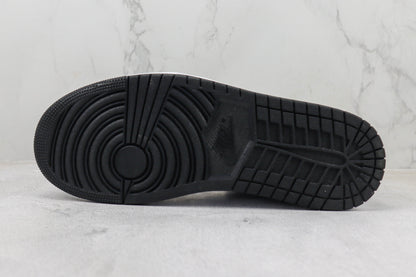 Air Jordan 1 Mid Panda