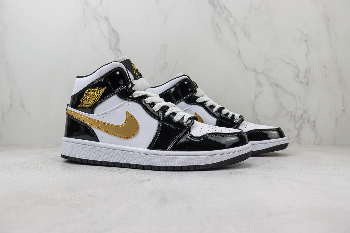 Air Jordan 1 Mid Patent Black Gold