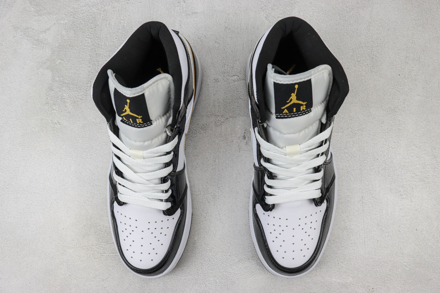 Air Jordan 1 Mid Patent Black Gold