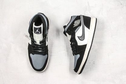 Air Jordan 1 Mid Satin Grey Toe