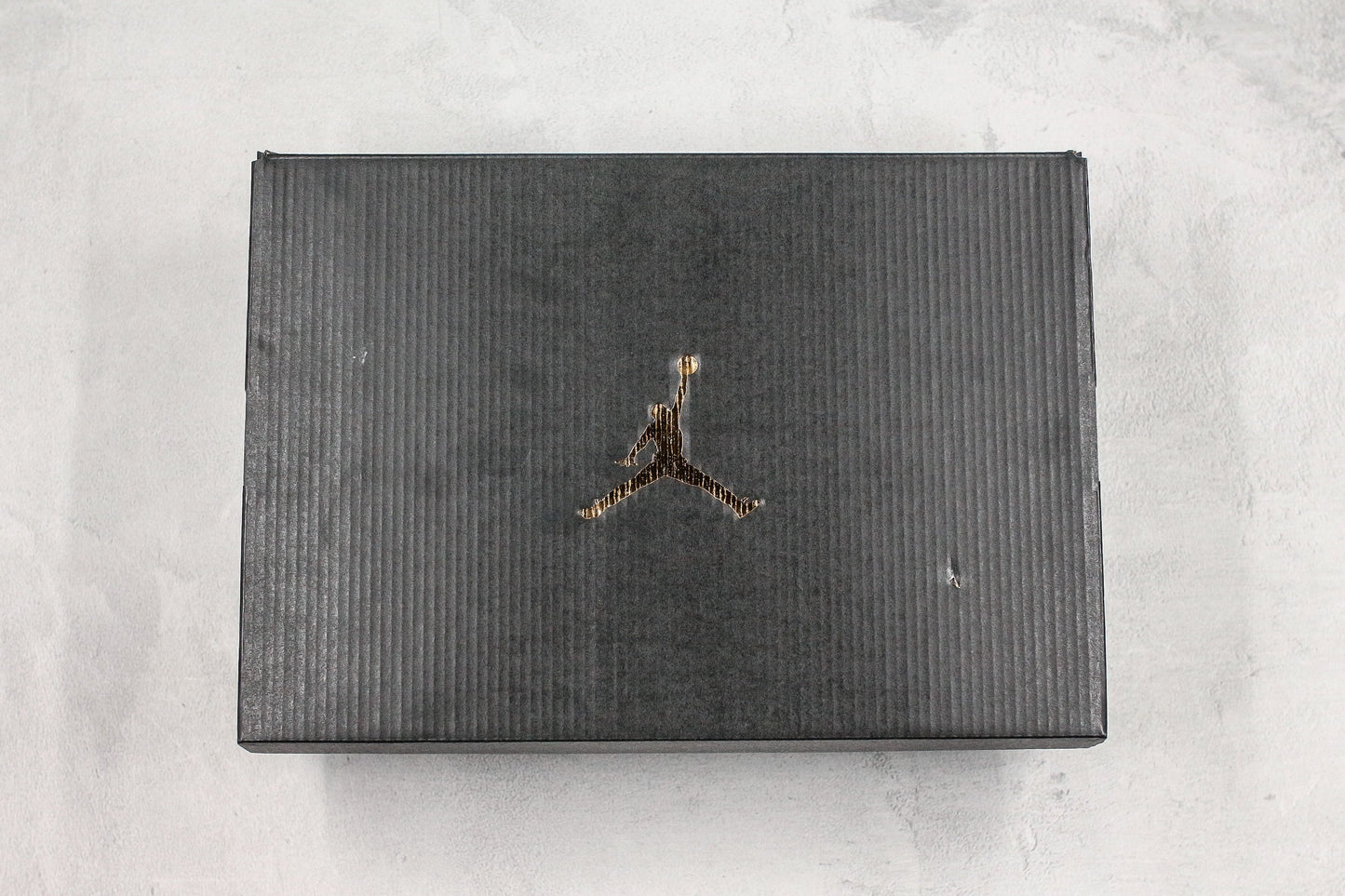 Air Jordan 1 Mid Satin Grey Toe
