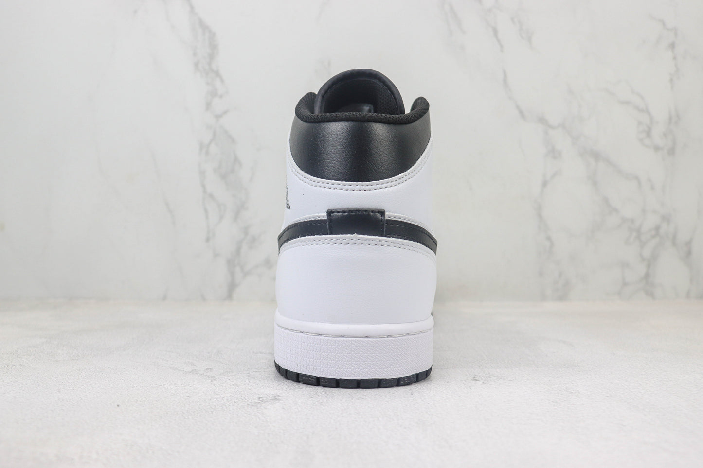 Air Jordan 1 Mid White/Black