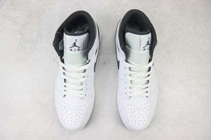 Air Jordan 1 Mid White/Black