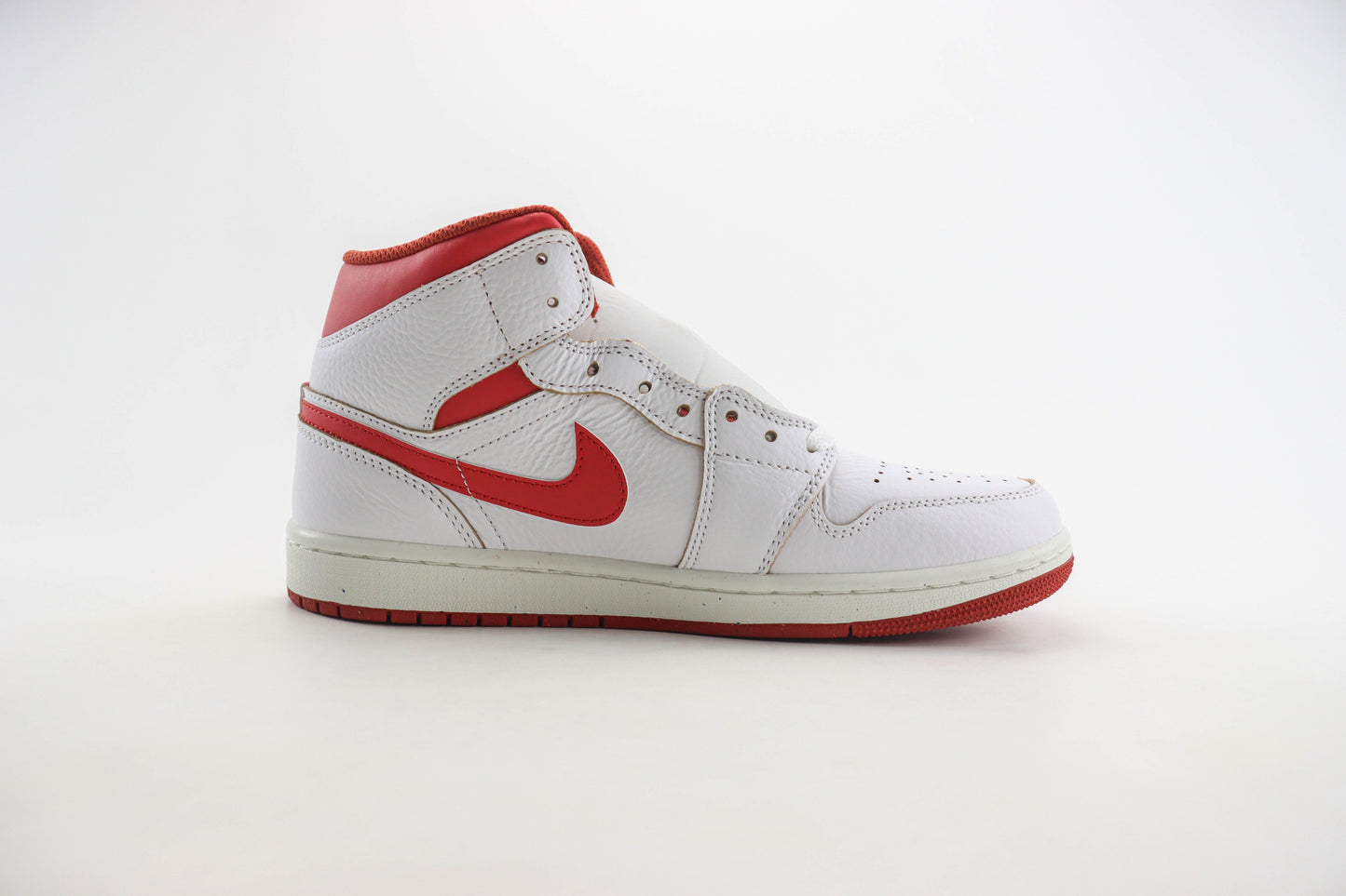 Air Jordan 1 Mid White Dune Red